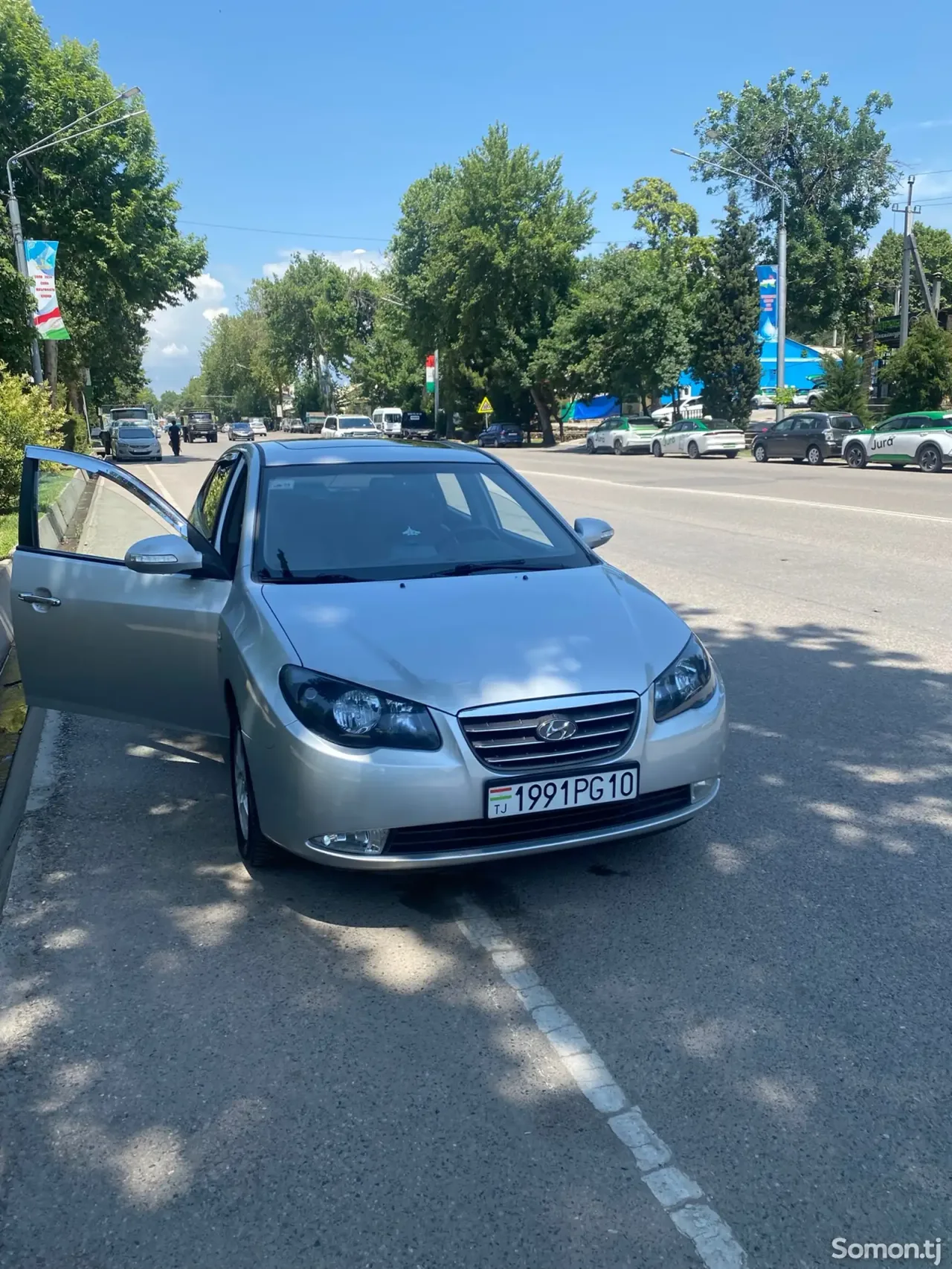 Hyundai Avante 2009 · 1.6 AT