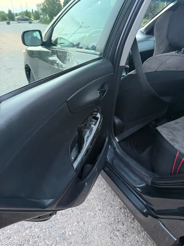 Toyota Corolla 2011 · 1.8 AT