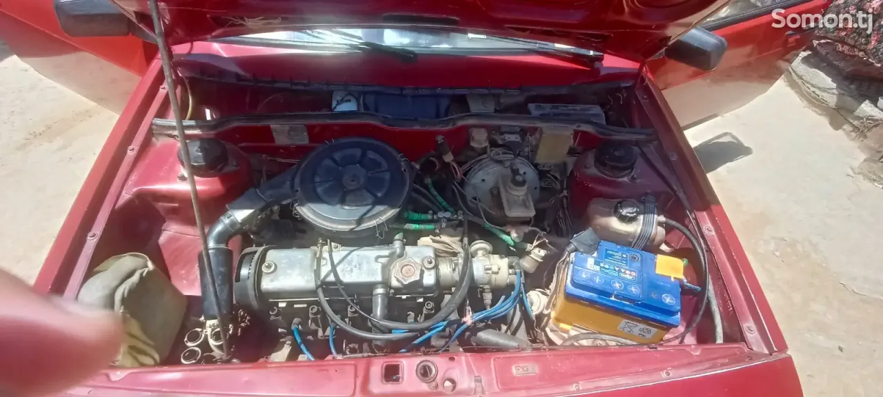 Lada (ВАЗ) 2108 1989 · 1.3 MT
