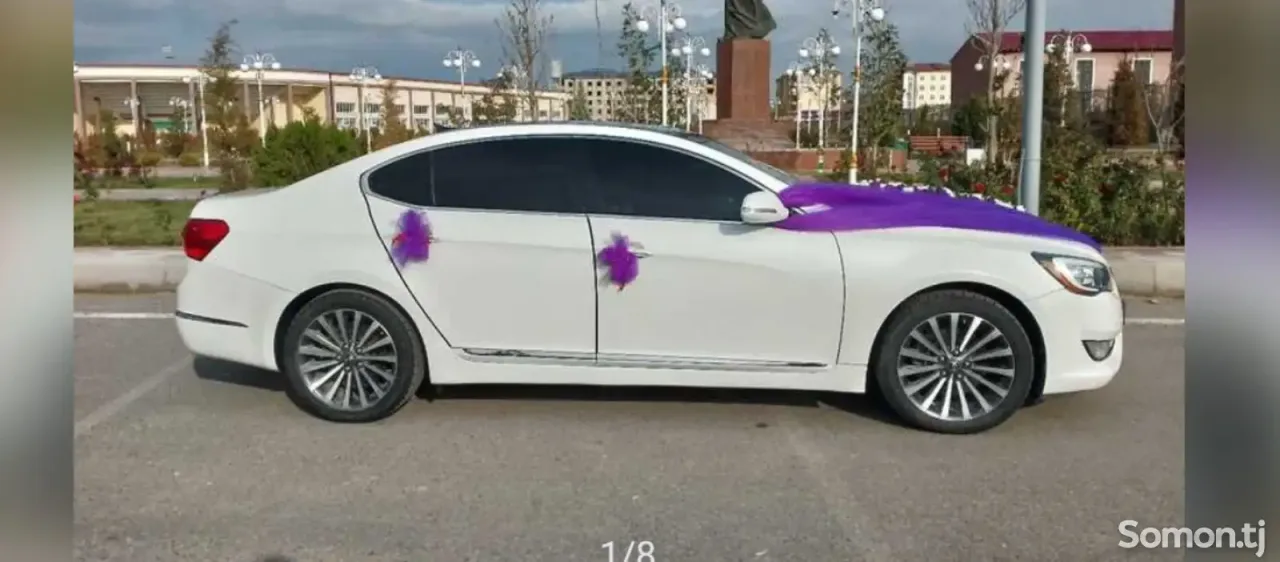 Kia K7 2012 · 2.4 AT