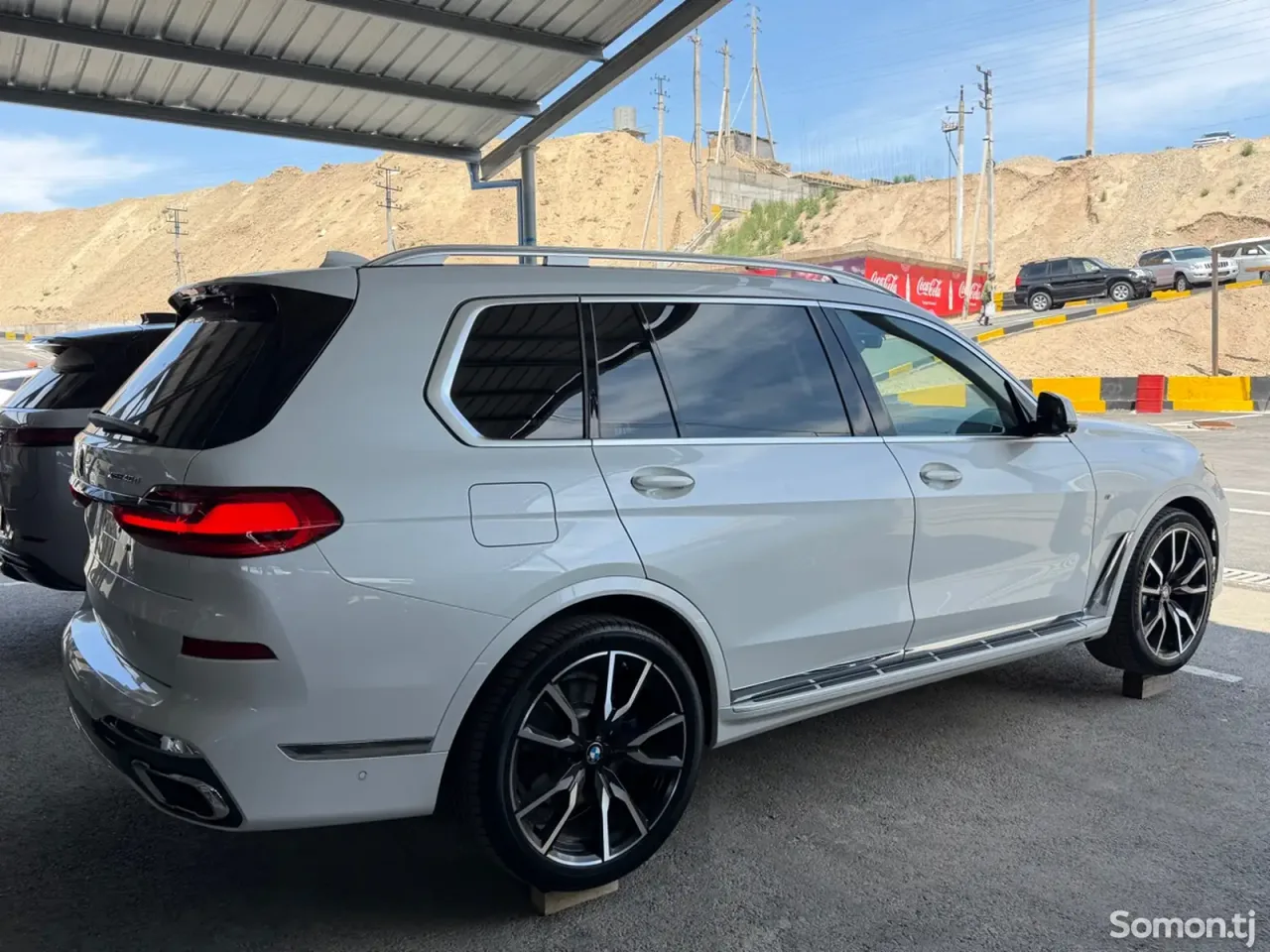 BMW X7 2021 · 3.0 AT