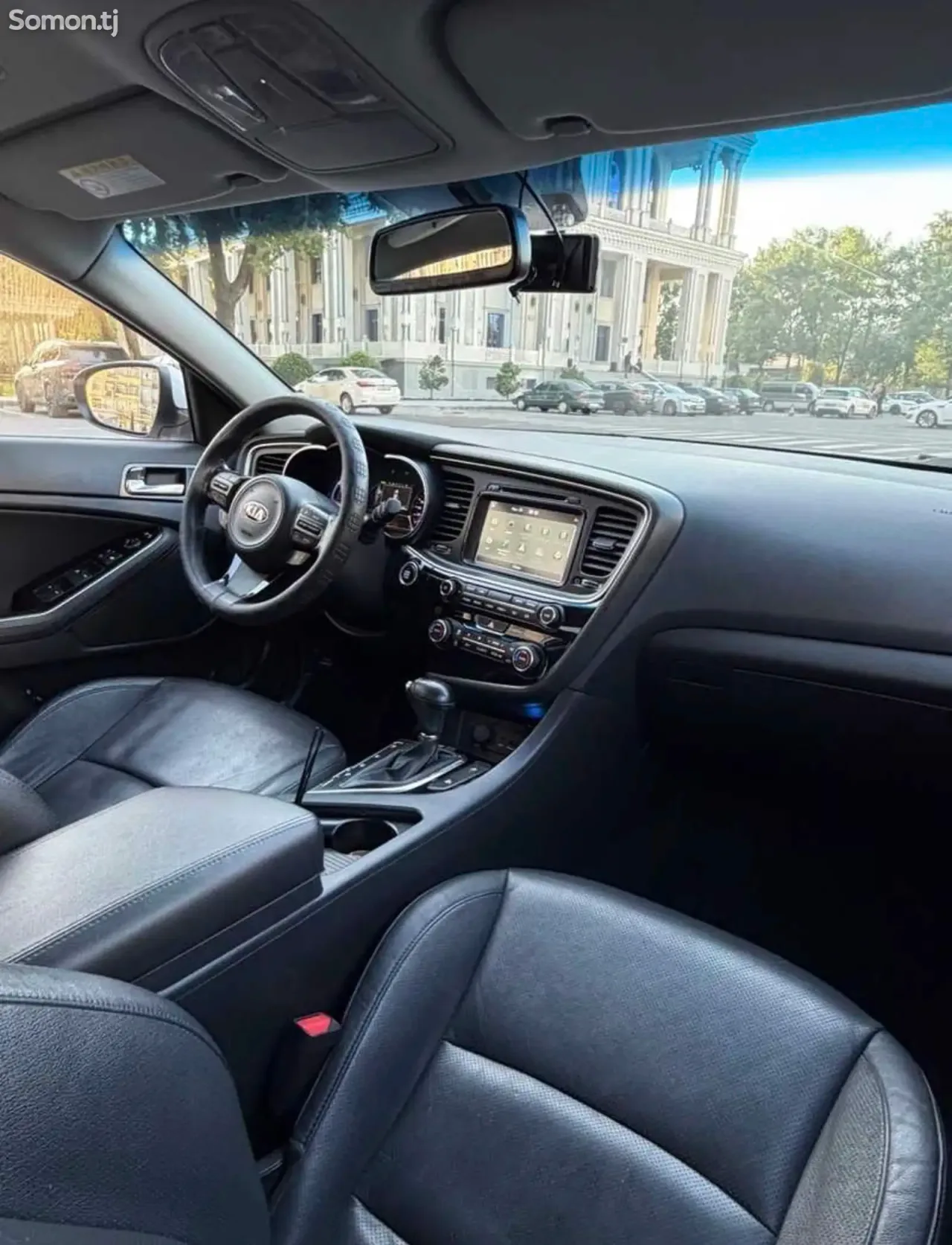 Kia K5 2015 · 2.0 AT