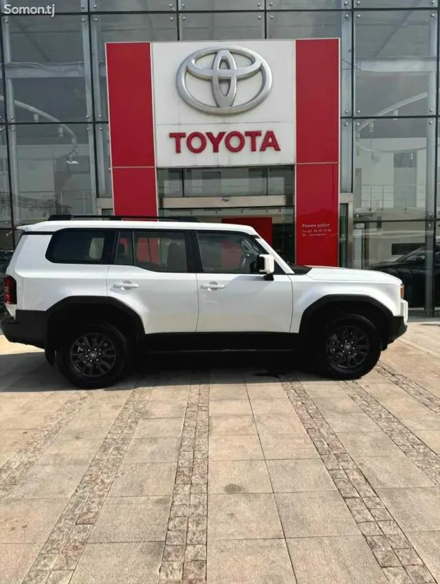 Toyota Land Cruiser Prado 2026 · 2.4 AT