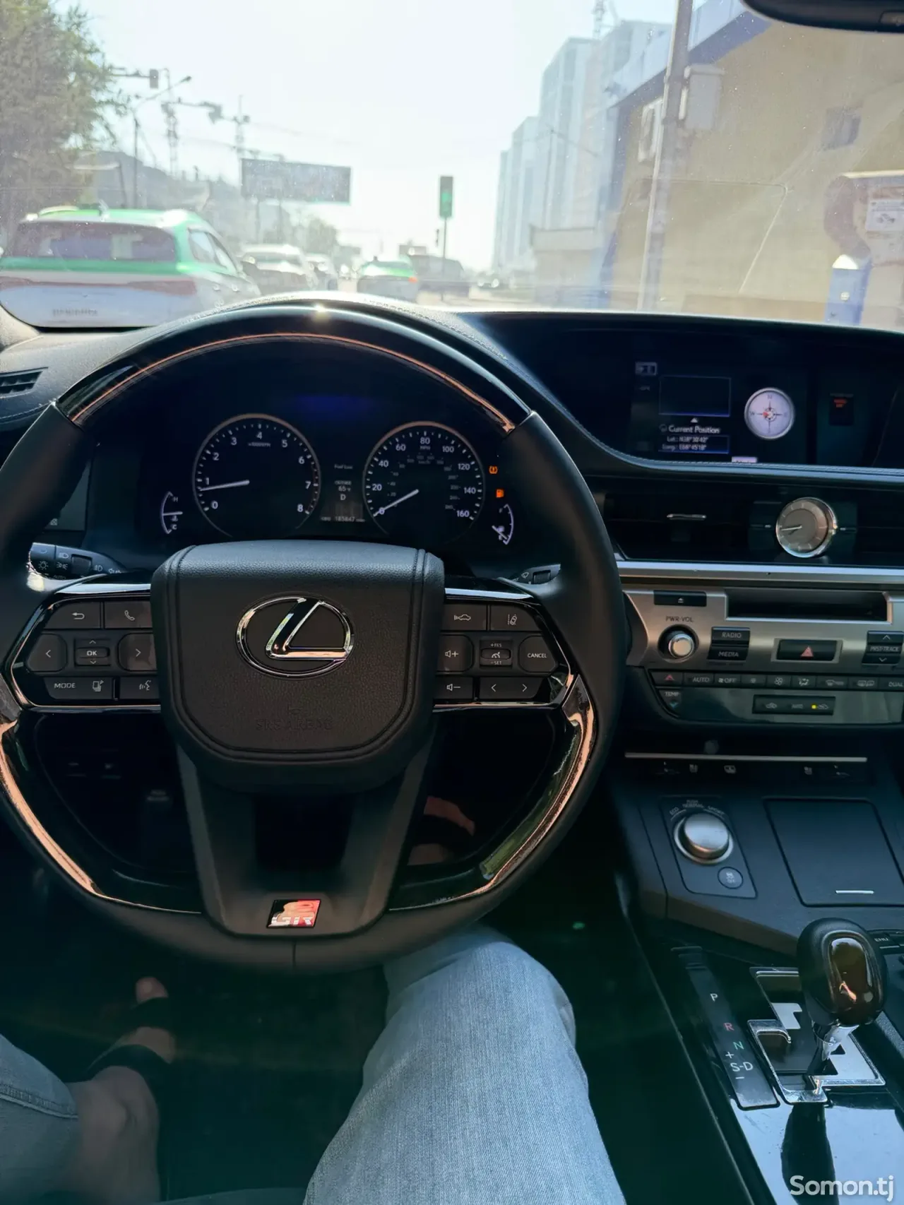 Lexus ES series 2014 · 3.5 AT