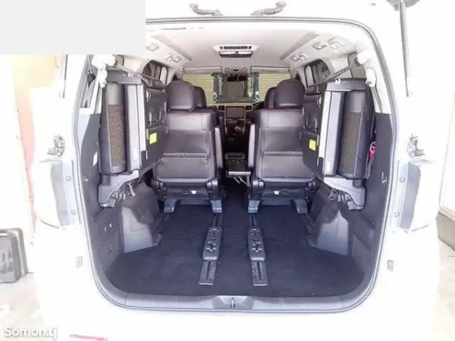 Toyota Vellfire 2014 · 2.4 AT