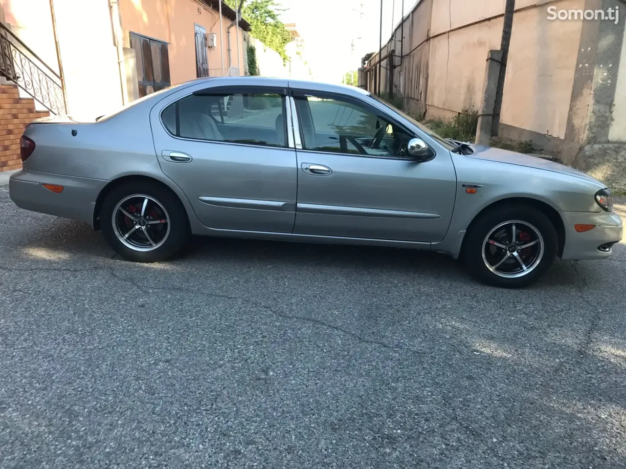 Nissan Maxima 2004 · 3.0 MT