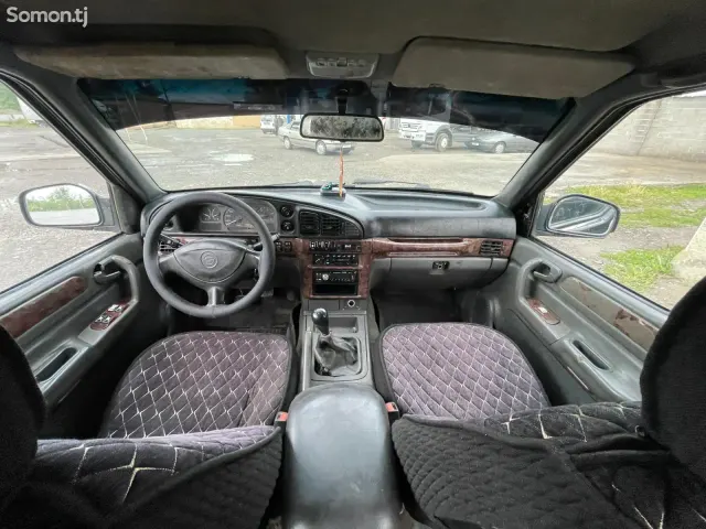 Ssang Yong Musso 1998 · 2.2 MT