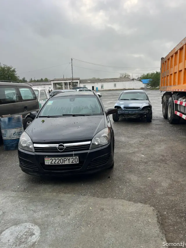 Opel Astra H 2007 · 1.9 MT