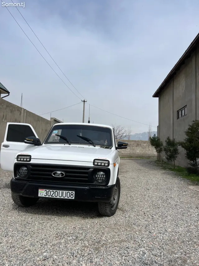 Lada (ВАЗ) Нива 2003 · 1.7 MT