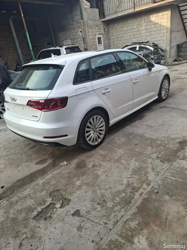 Audi A3 2016 · 1.8 AT