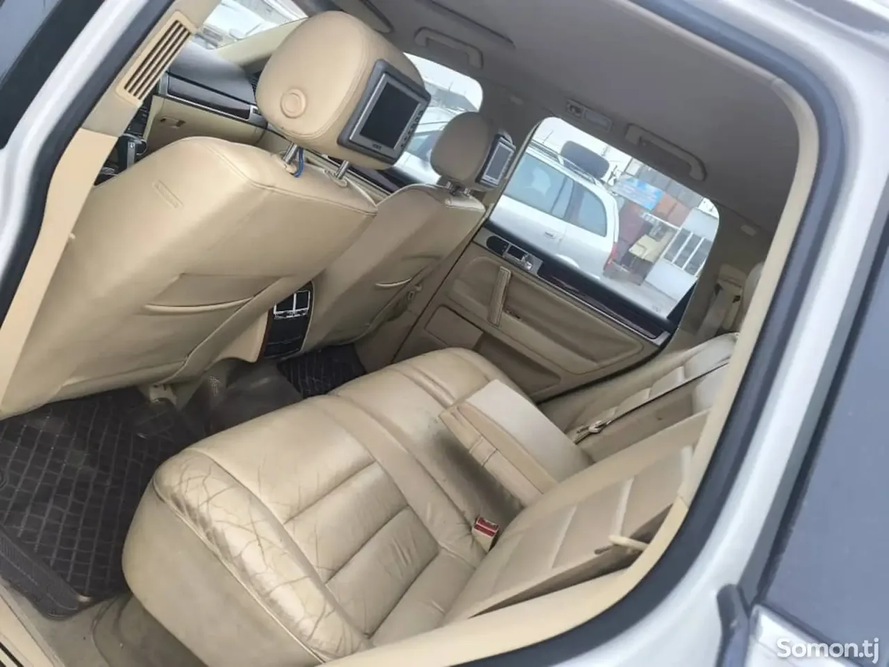 Volkswagen Touareg 2006 · 3.6 AT