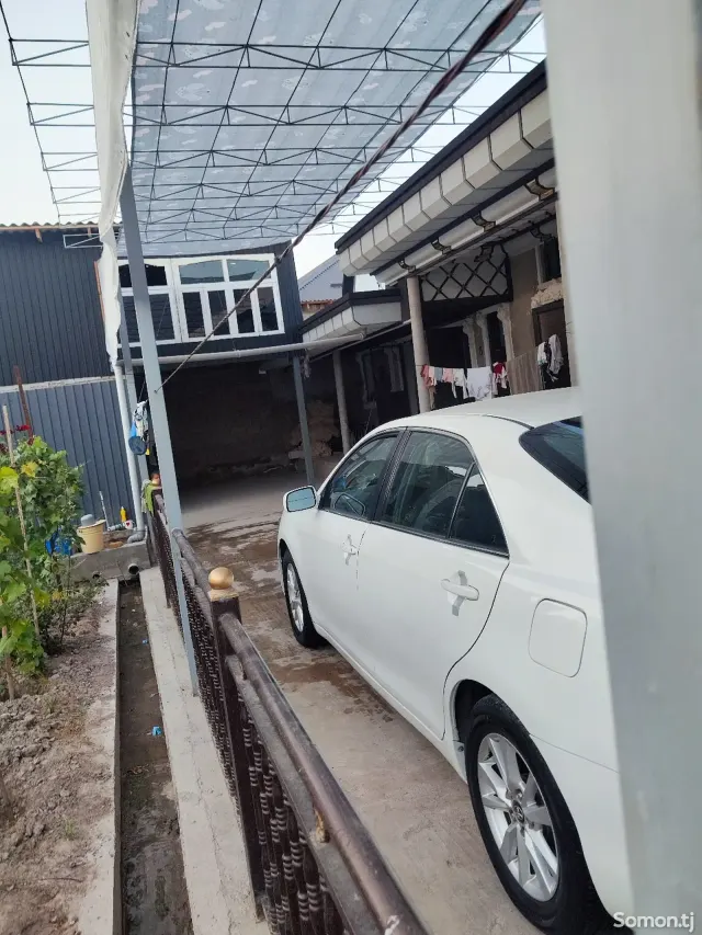 Toyota Camry 2011 · 2.5 AT