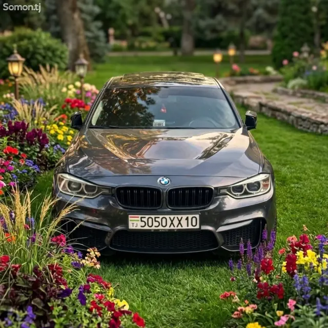 BMW 3 series 2013 · 2.0 AT