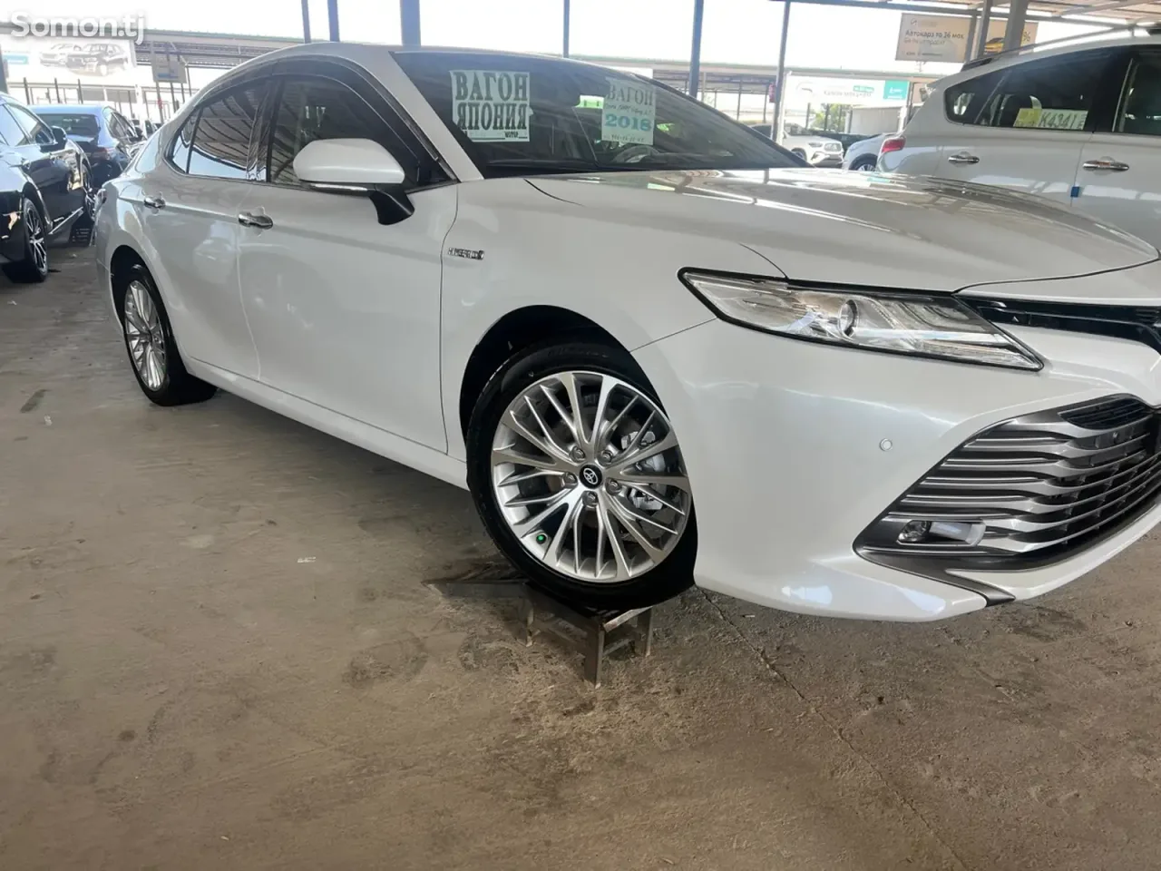 Toyota Camry 2018 · 2.5 AT