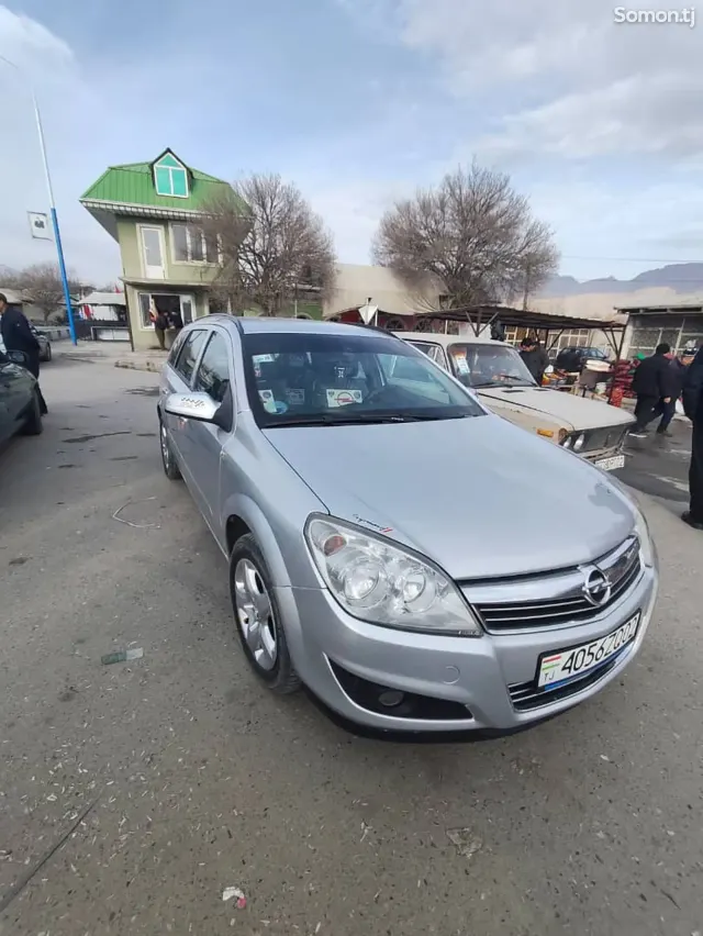 Opel Astra H 2008 · 1.8 MT