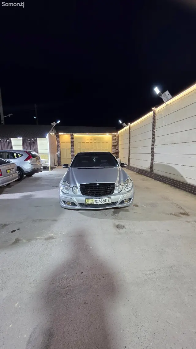 Mercedes-Benz E class 2007 · 3.5 AT