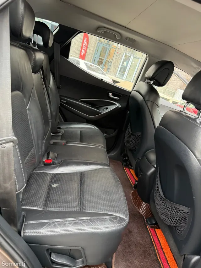 Hyundai Santa Fe 2014 · 2.4 AT