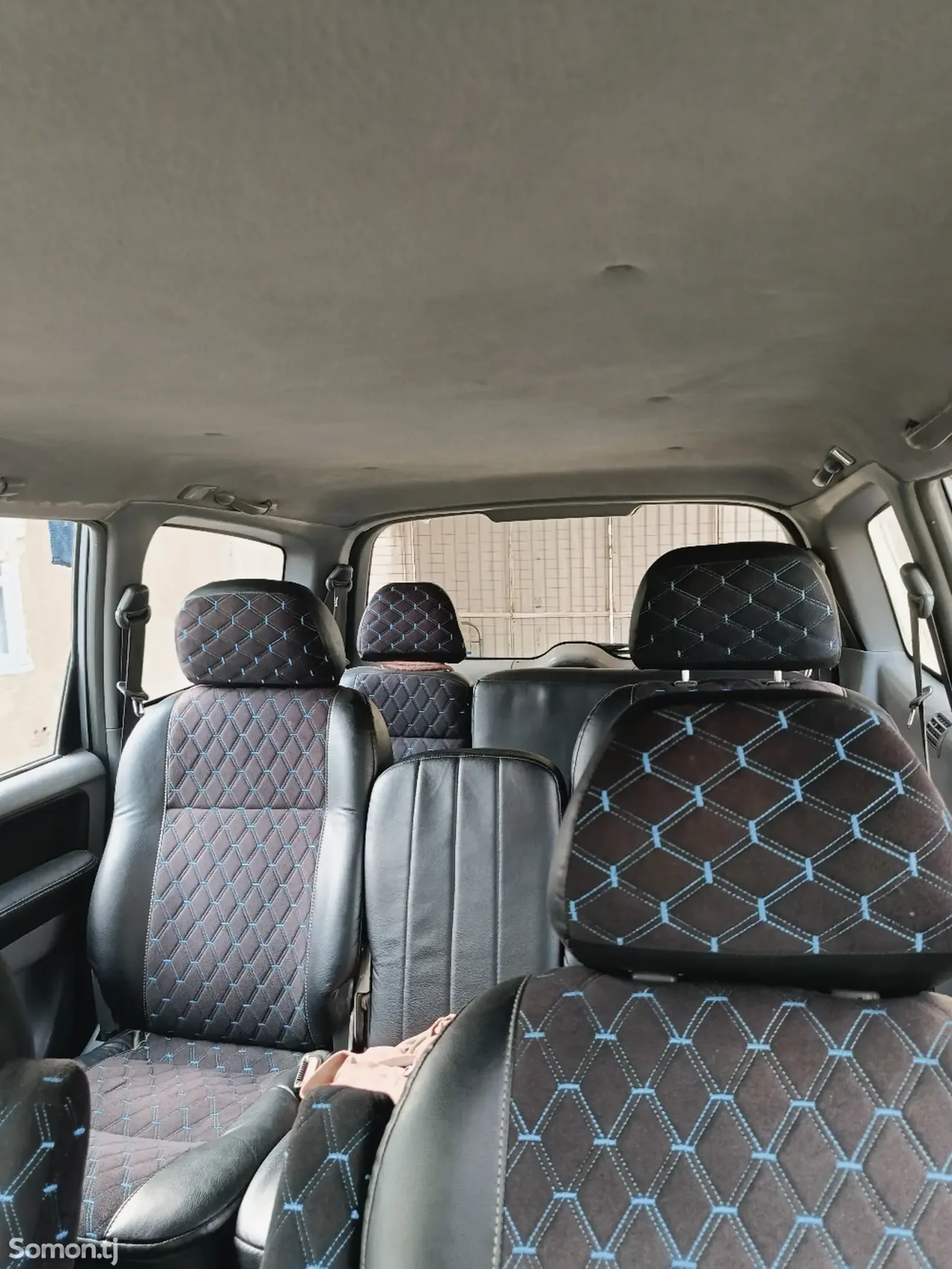 Hyundai Trajet 2002 · 2.0 AT