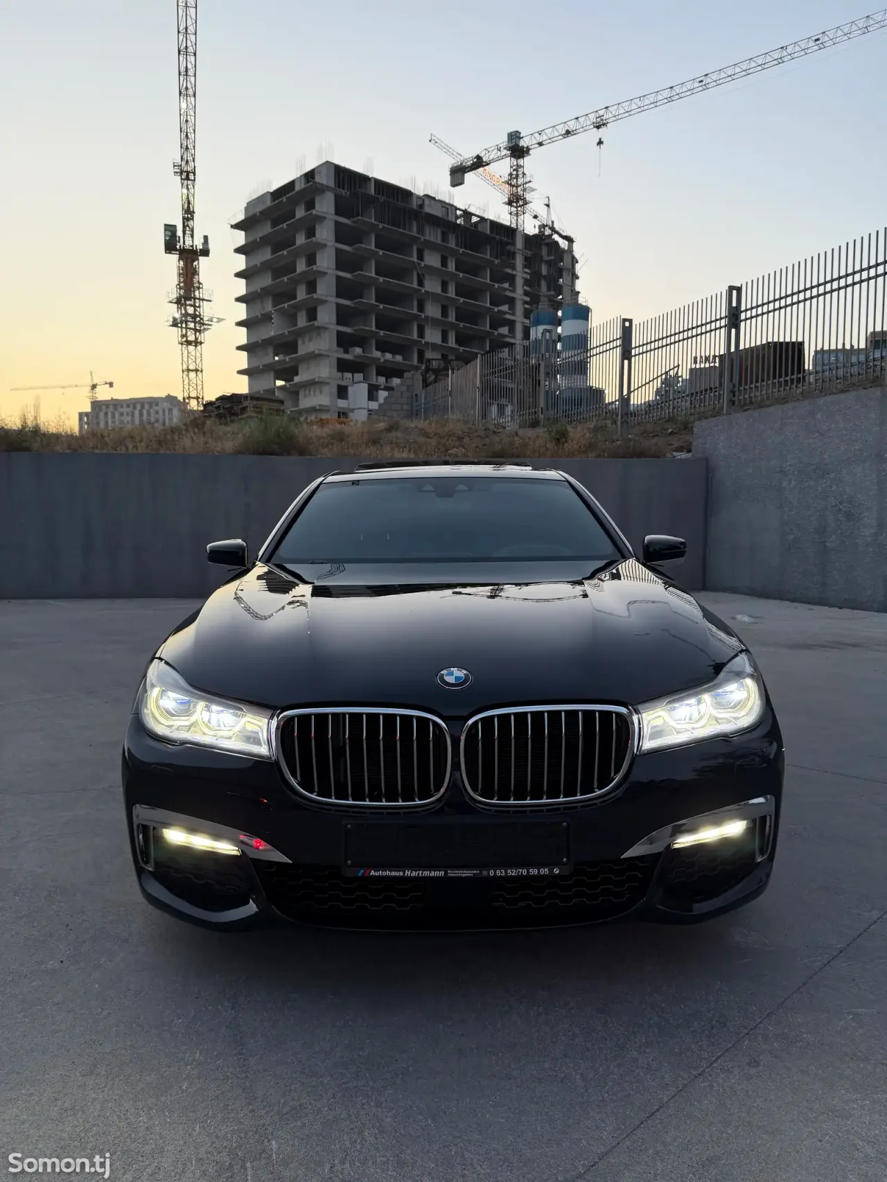 BMW 7 series 2018 · 0.4 AT