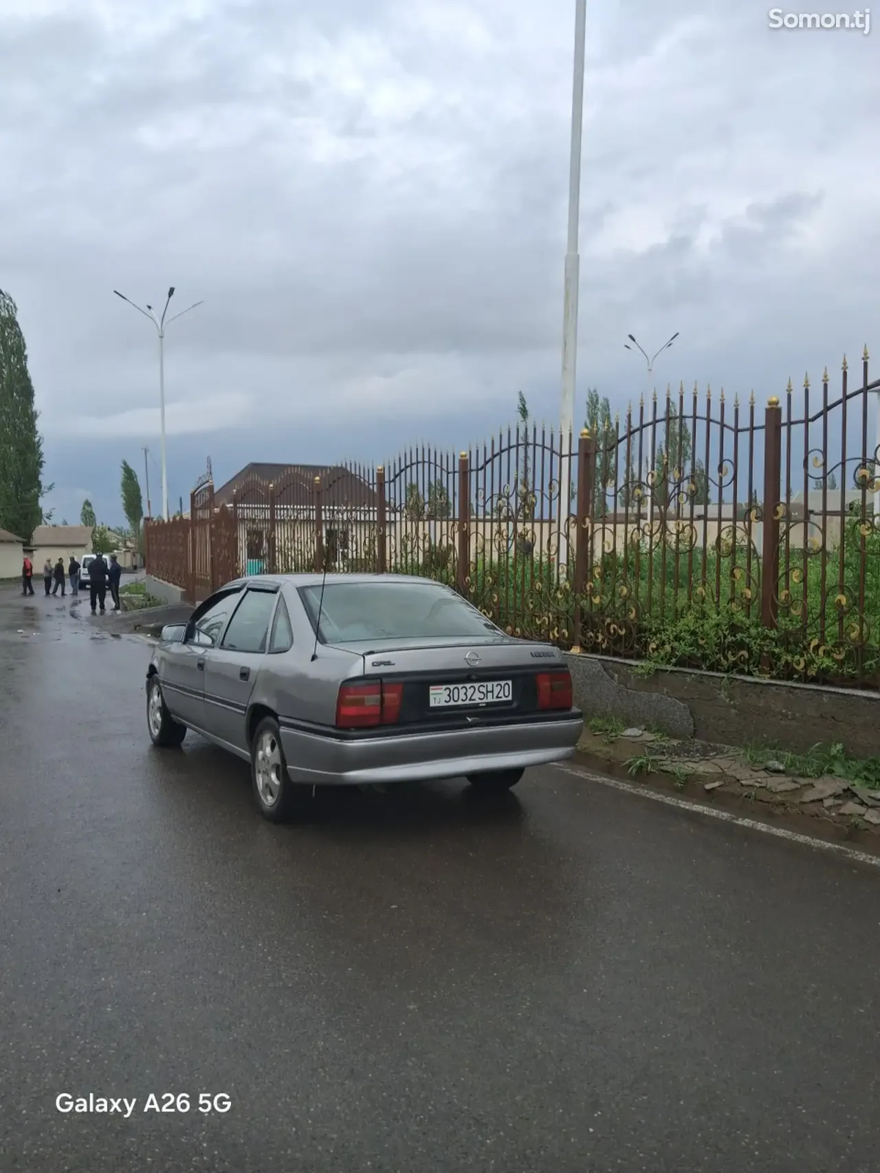 Opel Vectra A 1995 · 1.6 MT