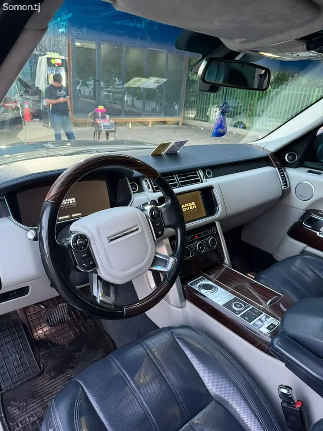 Land Rover Evoque 2015 · 5.0 AT