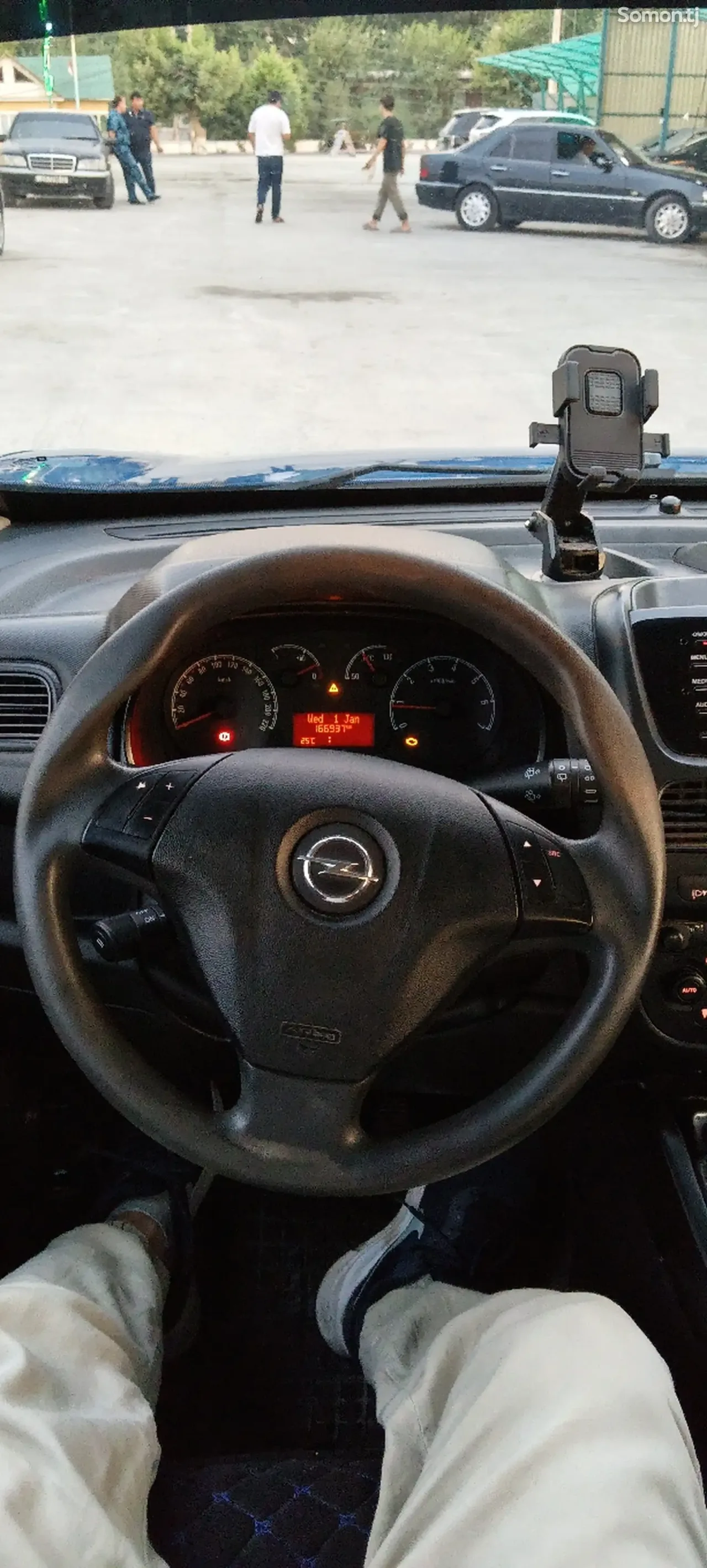 Opel Combo 2016 · 1.6 MT