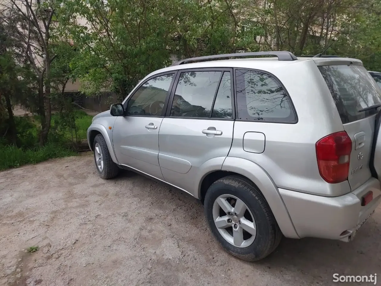 Toyota RAV 4 2002 · 2.4 AT