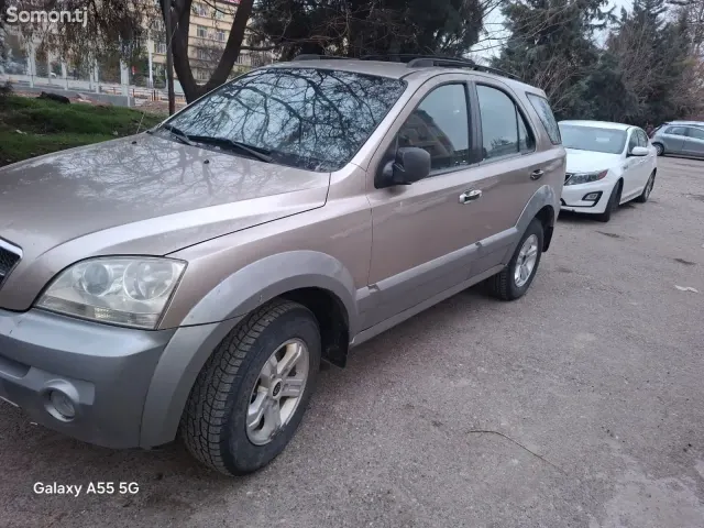 Kia Sorento 2005 · 2.5 MT