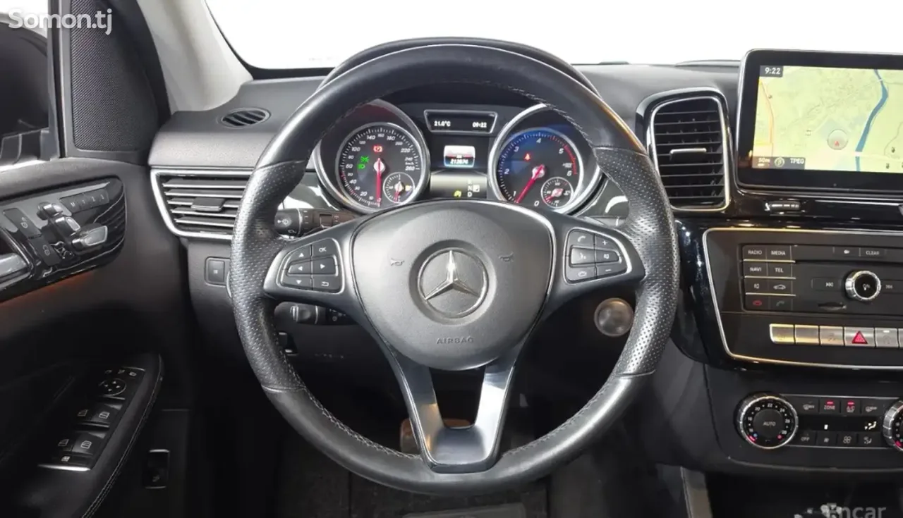 Mercedes-Benz GLE class 2016 · 2.5 AT