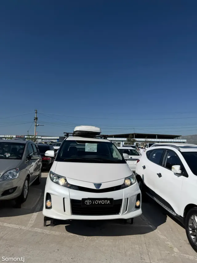 Toyota Estima 2014 · 2.4 AT