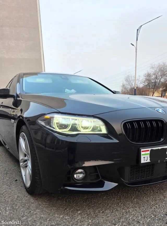 BMW 5 series 2016 · 3.0 AT