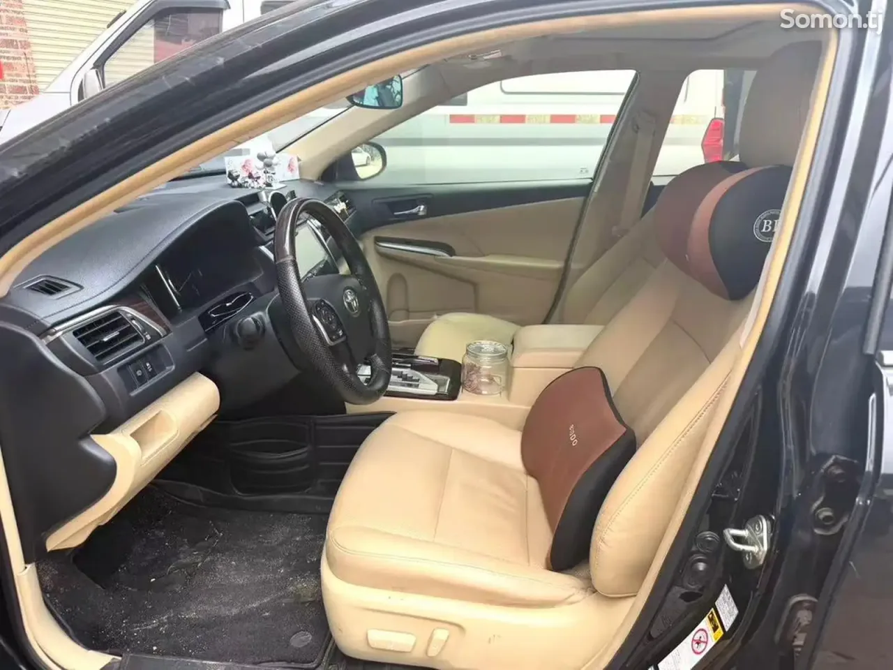 Toyota Camry 2015 · 2.5 AT