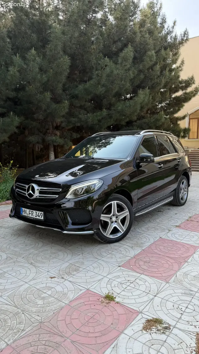 Mercedes-Benz GLE class 2017 · 3.5 AT