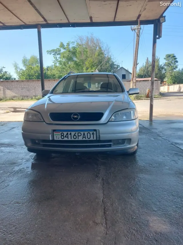 Opel Astra G 2001 · 1.6 MT