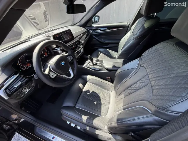 BMW 5 series 2020 · 2.0 AT