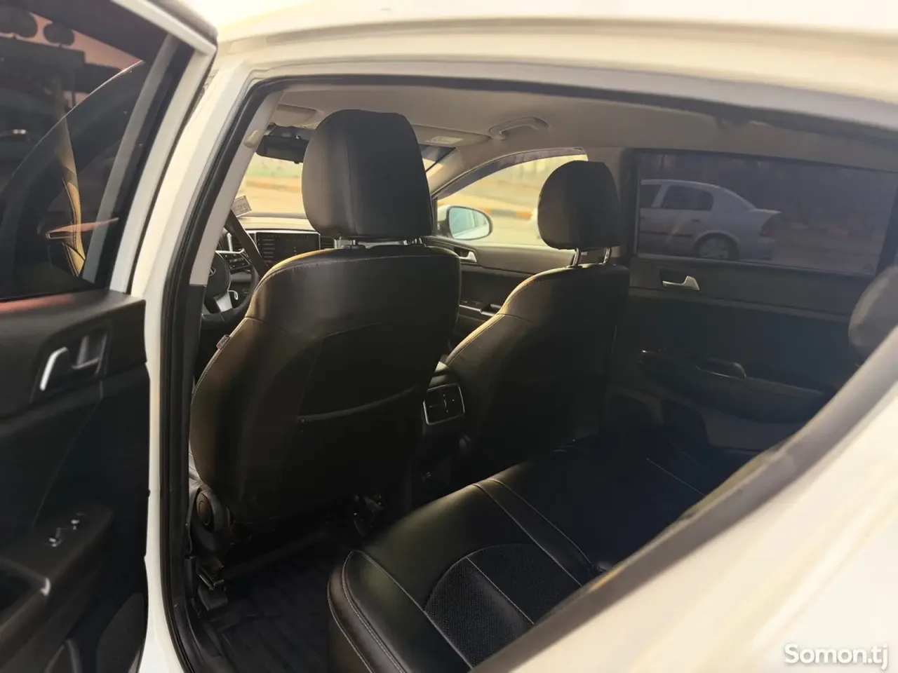 Kia Sportage 2018 · 2.0 AT