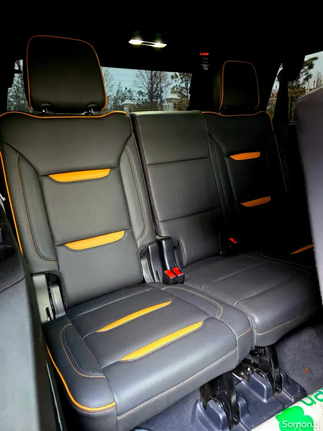 GMC Yukon 2023 · 5.3 AT