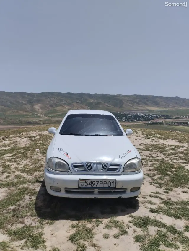 Daewoo Lanos 1997 · 1.6 MT