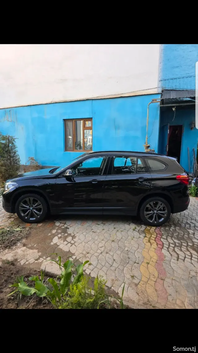 BMW X1 2019 · 2.0 AT