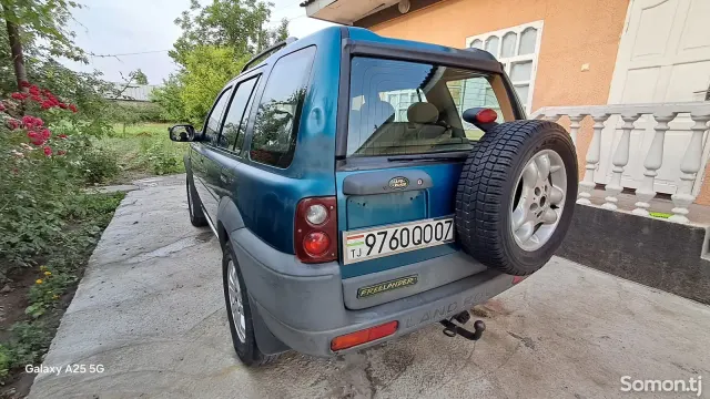 Land Rover Freelander 1998 · 2.0 MT
