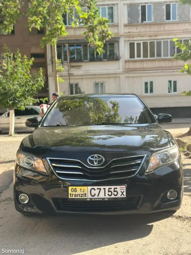 Toyota Camry 2011 · 3.5 AT