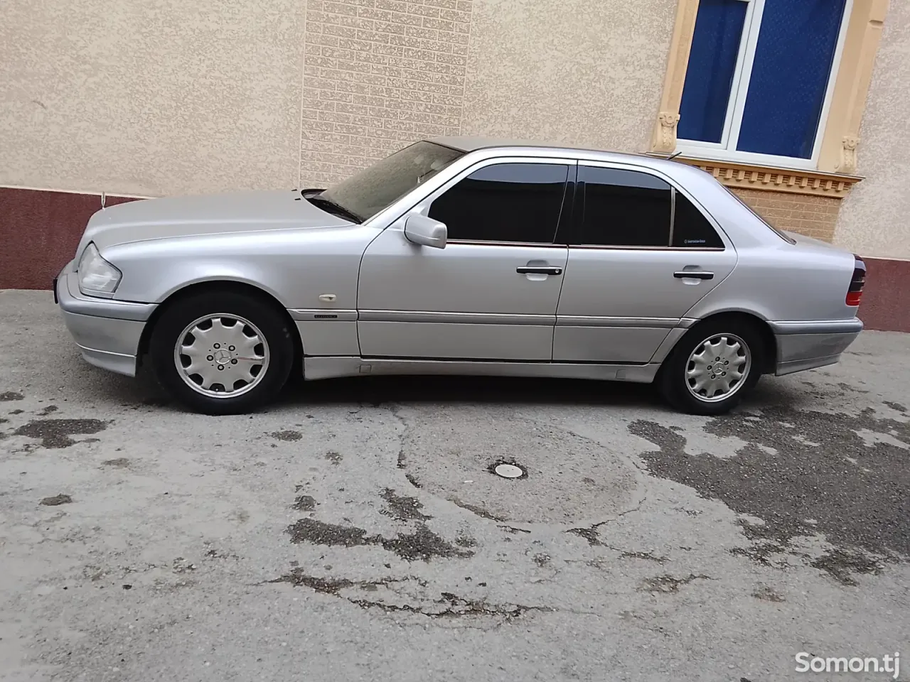 Mercedes-Benz C class 1999 · 2.8 AT