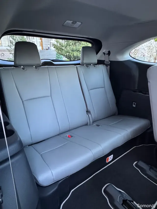 Toyota Highlander 2021 · 2.5 AT
