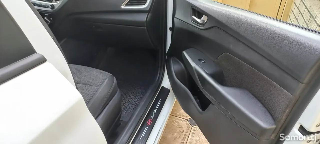 Hyundai Accent 2019 · 1.6 AT