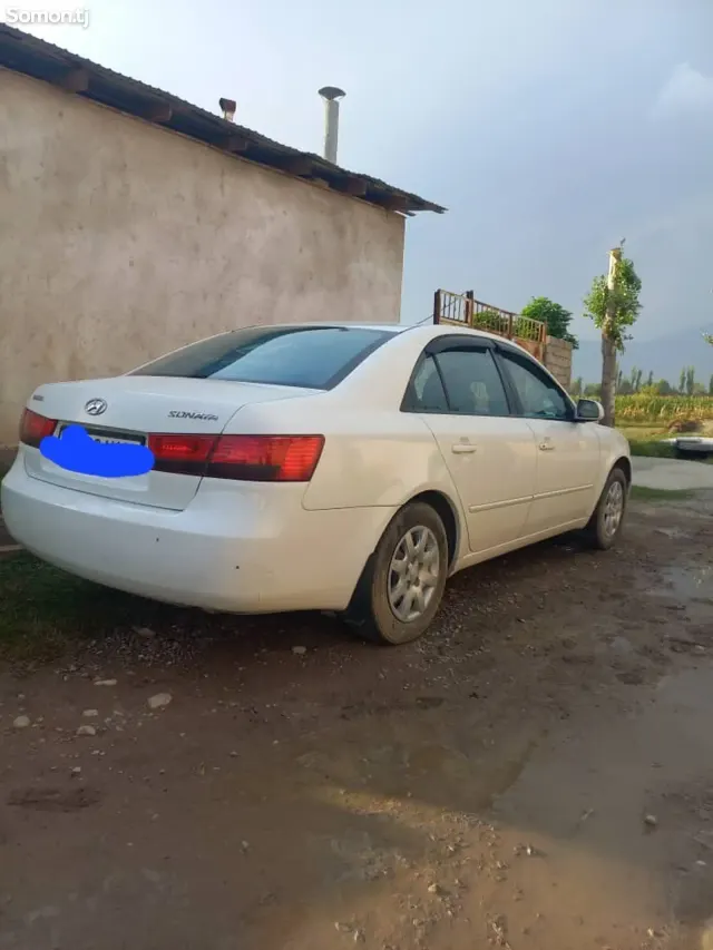 Hyundai Sonata 2007 · 2.4 MT