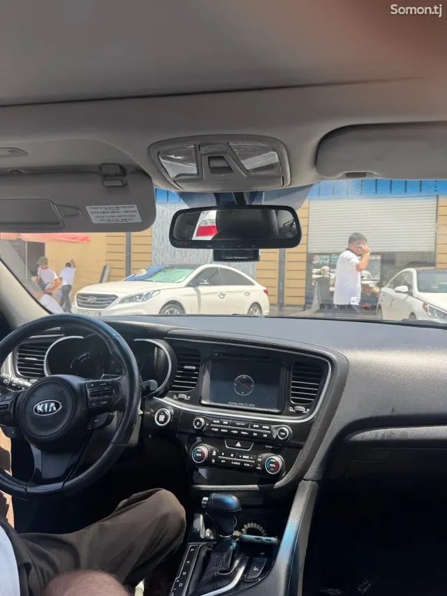 Kia K5 2014 · 2.0 AT