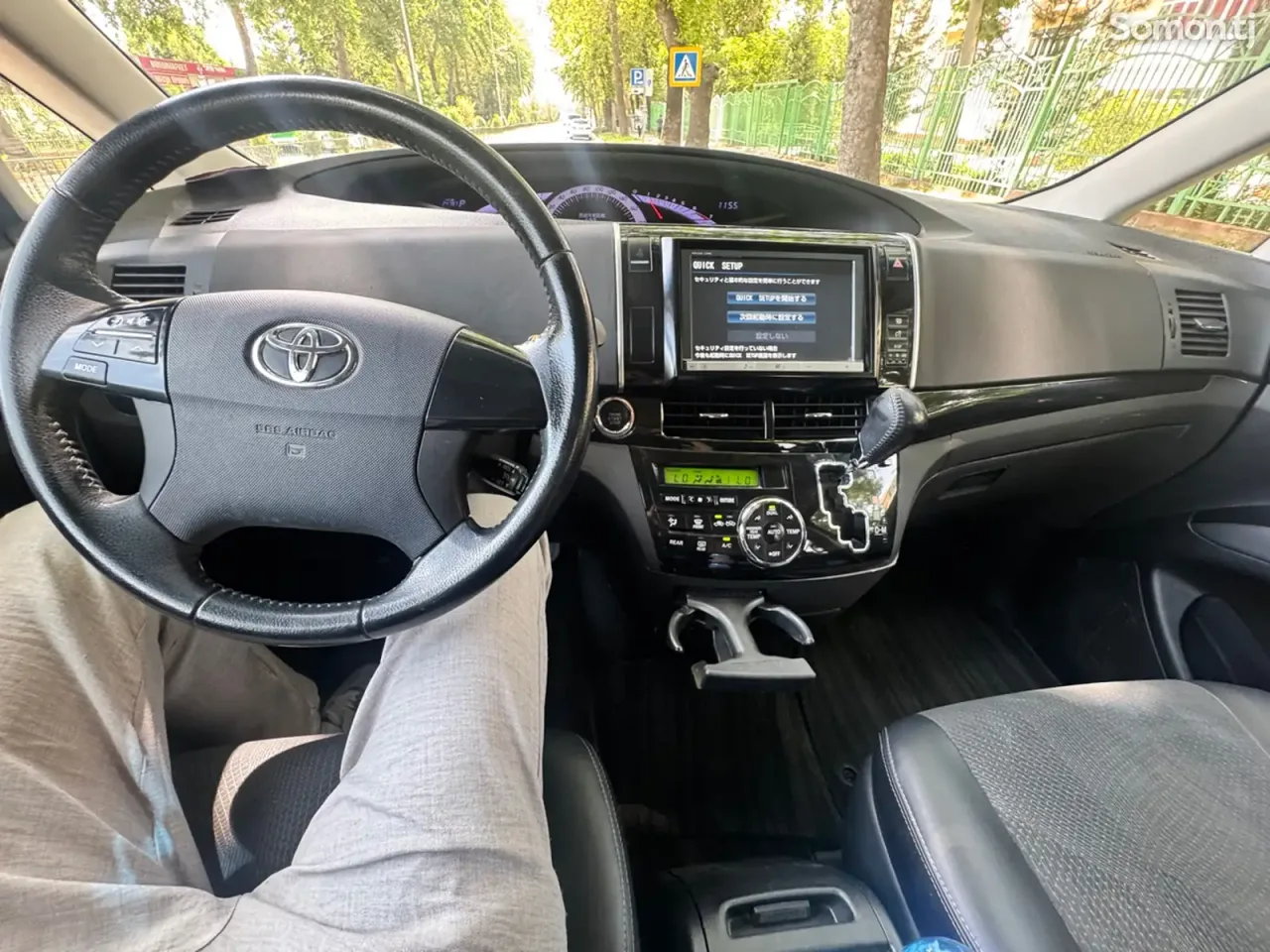 Toyota Estima 2014 · 2.4 AT