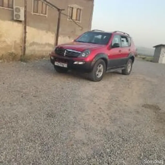 Ssang Yong Rexton 2004 · 2.9 AT