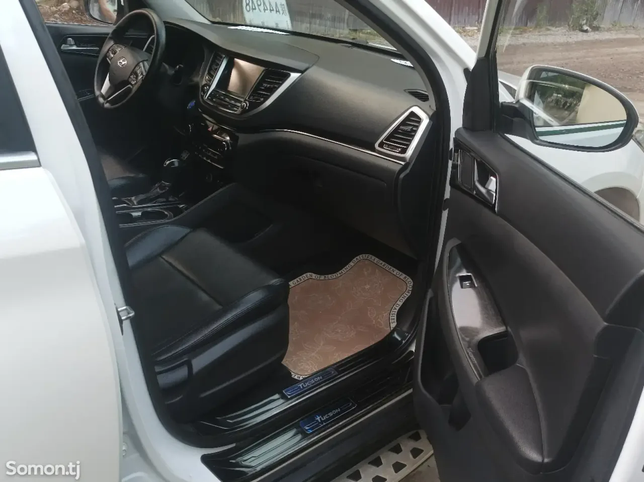 Hyundai Tucson 2017 · 1.6 AT