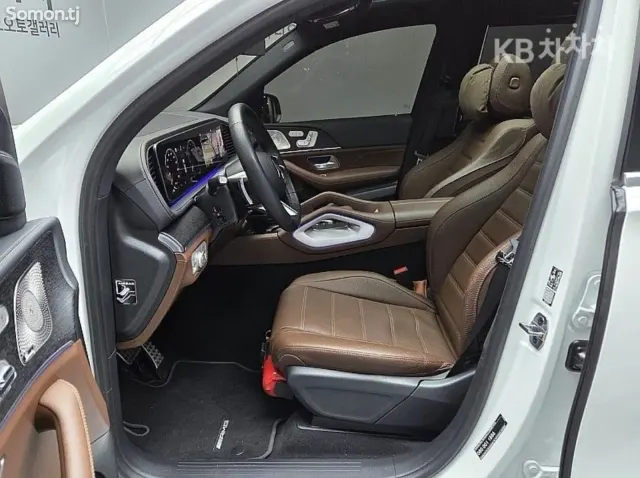 Mercedes-Benz GLS 2025 · 3.0 AT